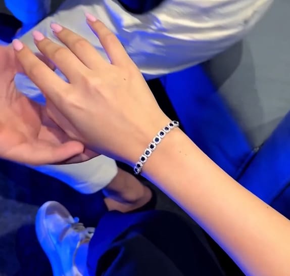 Elegant Blue Gemstone & Crystal Bracelet - Timeless Luxury ✨