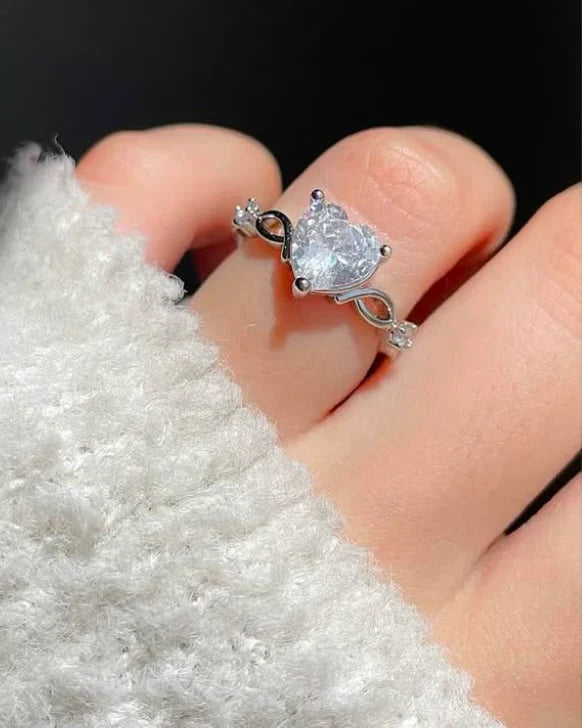 Mystical Heart Ring