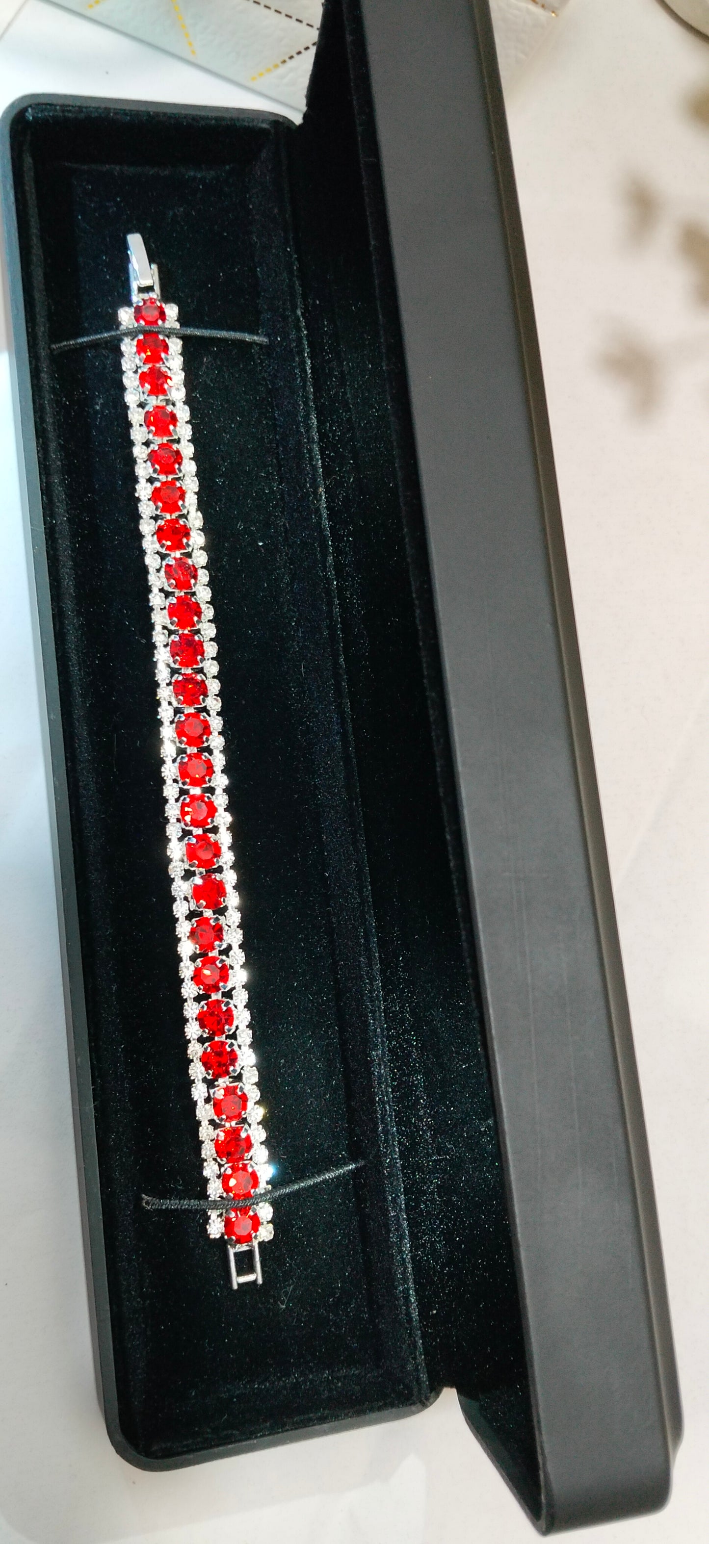 🔥 Ruby Elegance Jewelry Set – Bracelet & Heart Ring ❤️