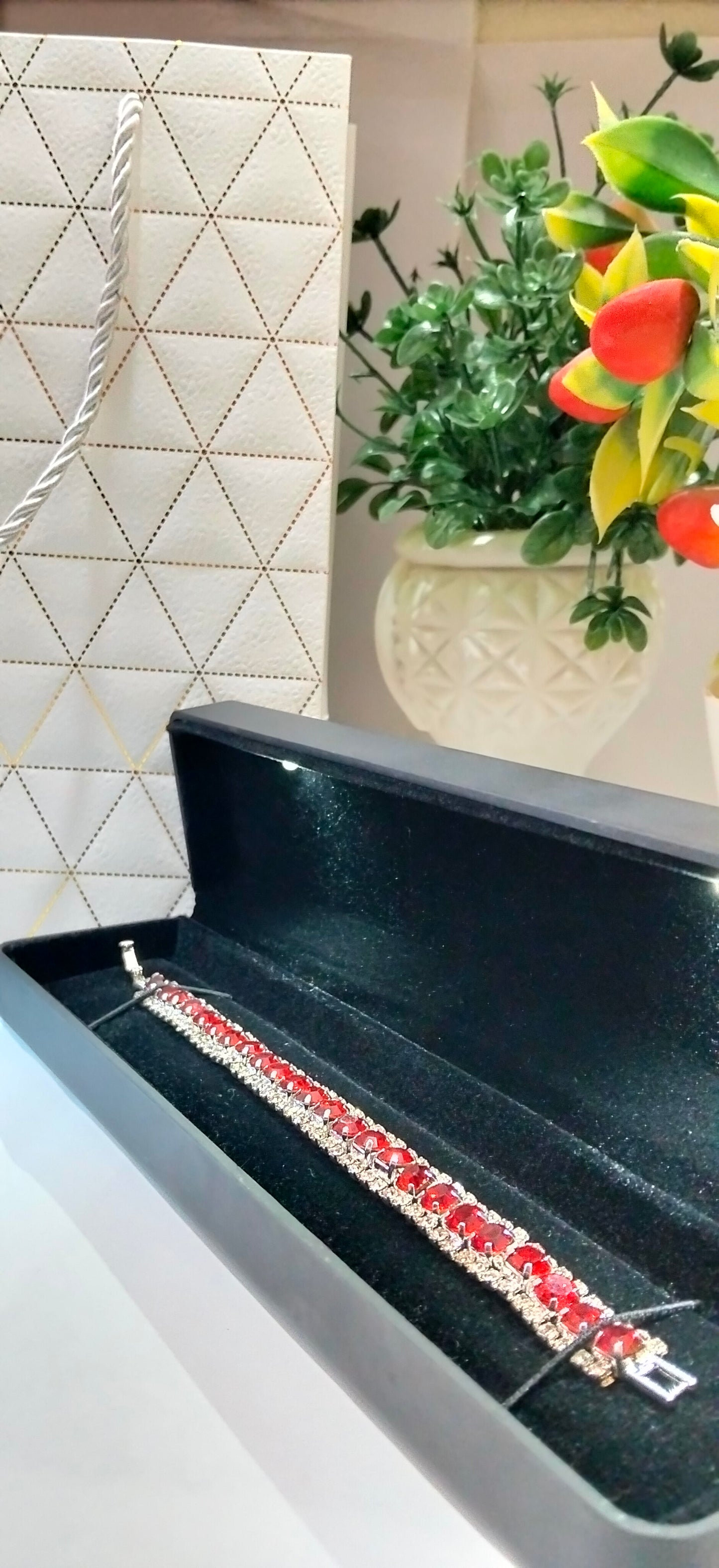 🔥 Ruby Elegance Jewelry Set – Bracelet & Heart Ring ❤️