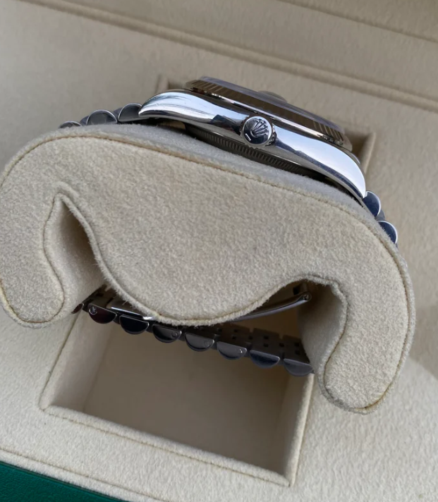 Rolex Datejust 36mm Steel & 18K White Gold – Rare Blue Dial